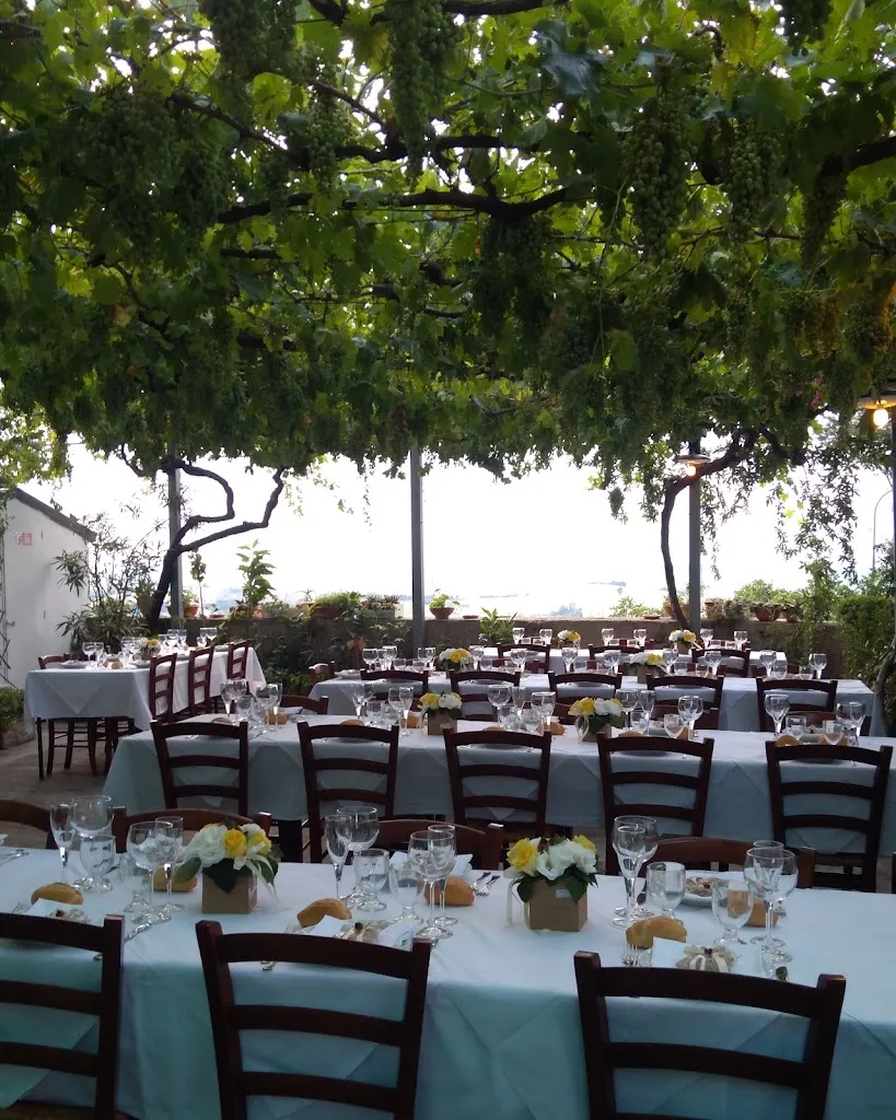 Madonna Bruna restaurant in Lapedona