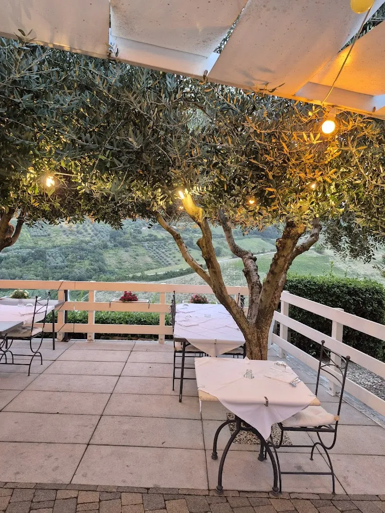 Acquarello_Lapedona_slider_image_3