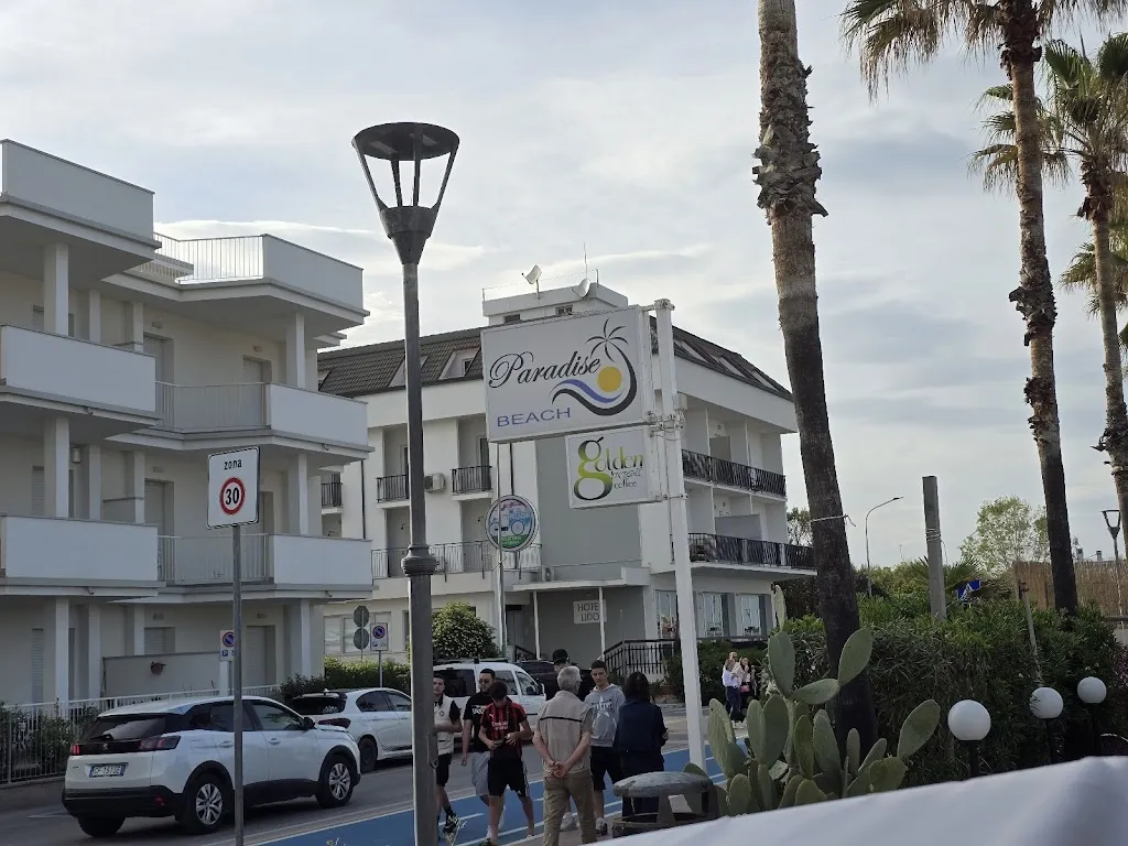 Fabio Farroni_Paradise Beach_Lido di Fermo_review