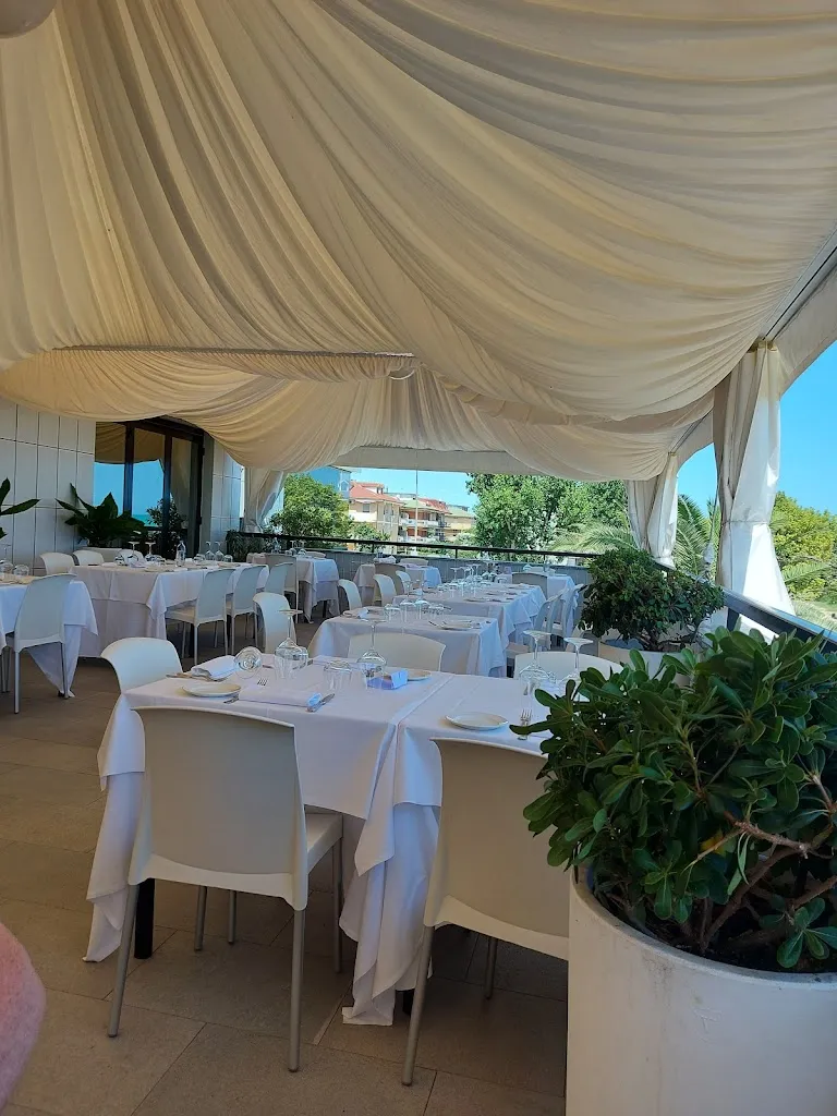 Silvia Piana_Ristorante Nautilus_Lido di Fermo_review