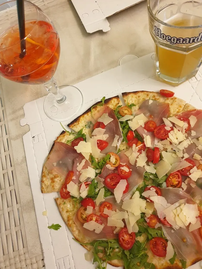 Libuse Kralova_Pizzeria Doppiozero di Vallorani Andrea_Lido di Fermo_review