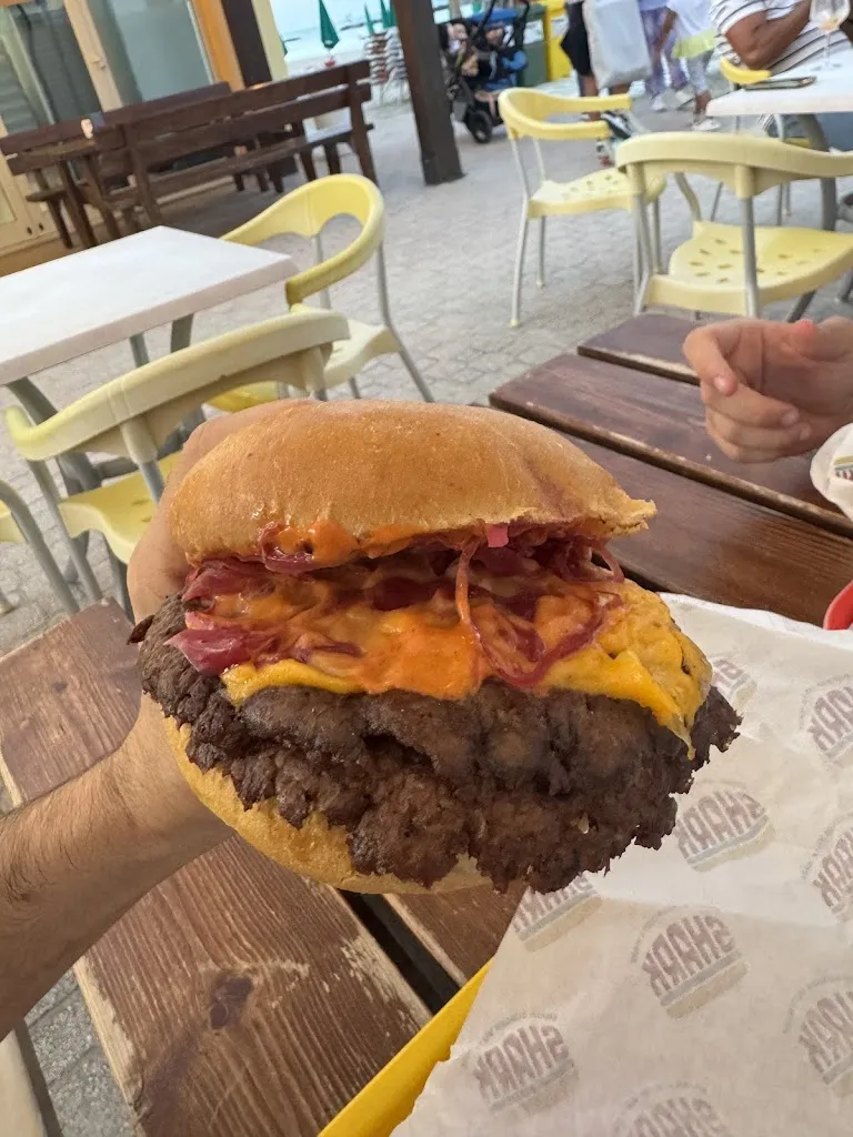 Shark Smash Burger Vista Mare_Lido di Fermo_slider_image_2
