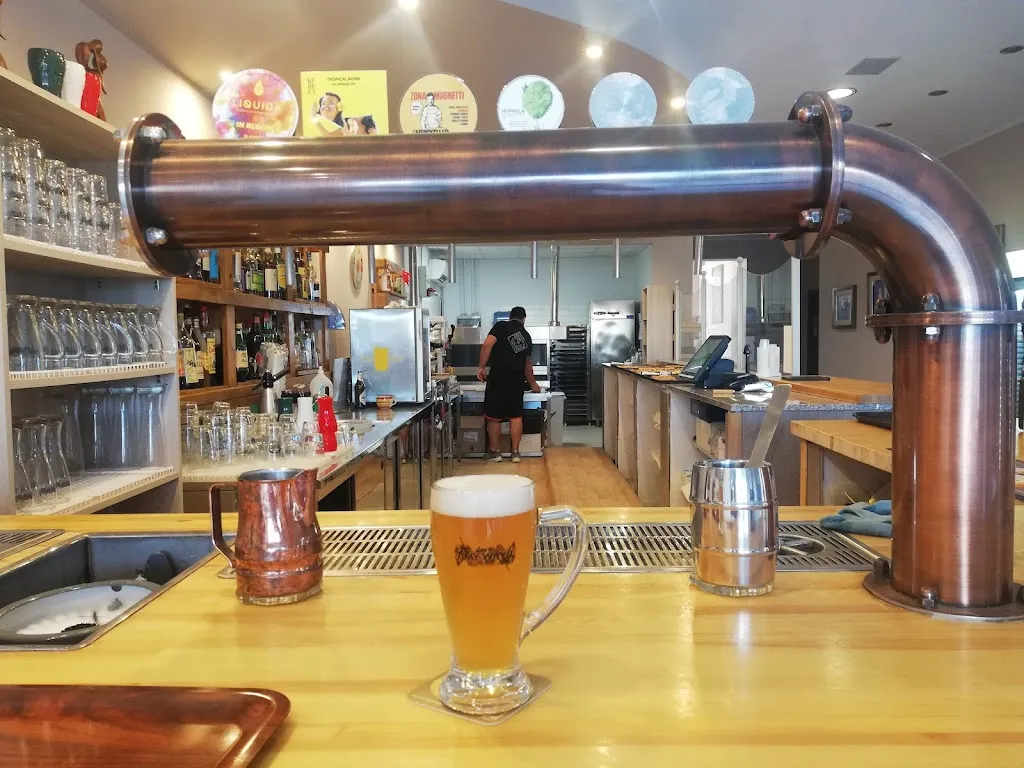 Nicola Tacconi_Tira e molla_Lido di Fermo_review