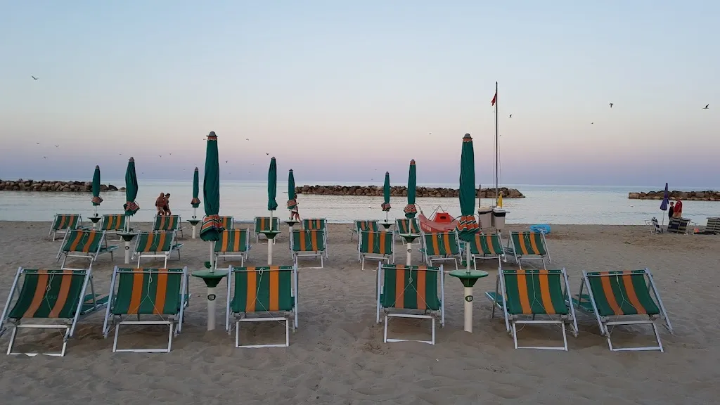 Tira e molla_Lido di Fermo_slider_image_2