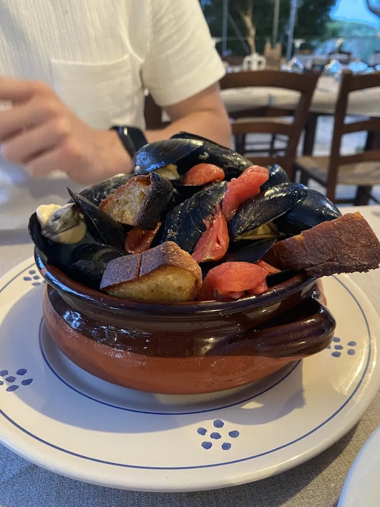 Klemen Mezgec_Ristorante La Gràmola - c/o Fondazione Le Costantine_Casamassella_review