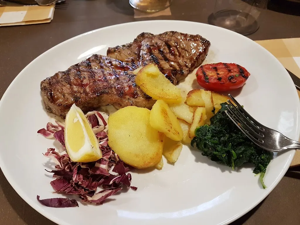 Menü_Ristorante La Vecchia Trattoria_Lunano_Bild_6