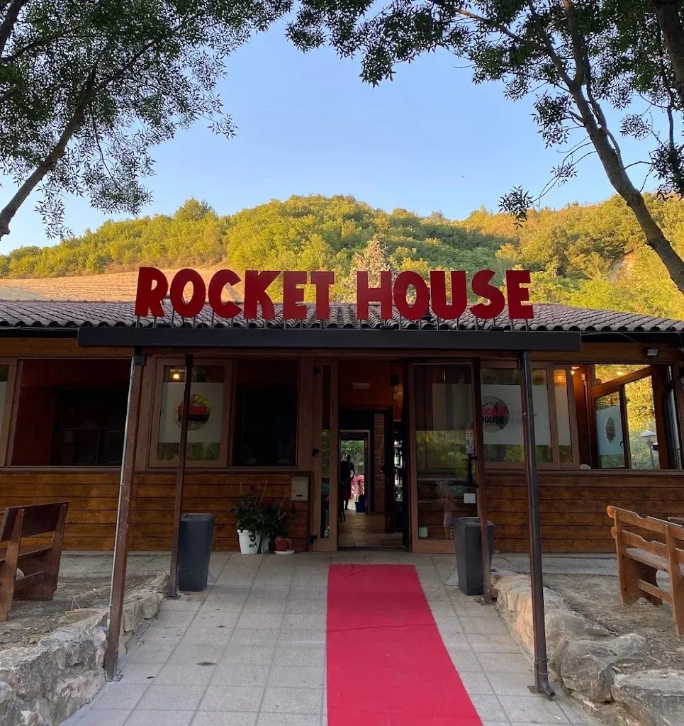 ROCKET HOUSE_Macerata Feltria_slider_image_1