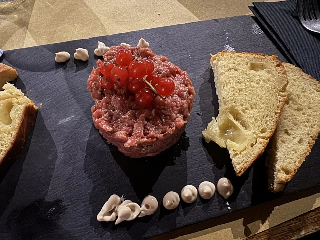 Alexandra Croitoru_Rambaldus Spirits & Kitchen_Jesi_review