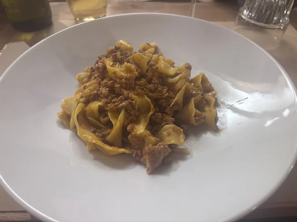 Ana-Maria Dobra_Gatto Matto Osteria Pizzeria_Jesi_review