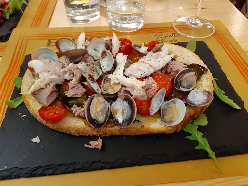 Tim Pearson_Evoke Bistro_Jesi_review