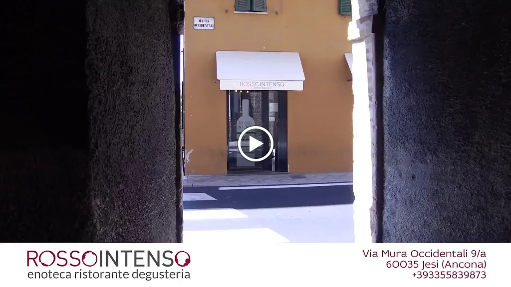 Rossointenso Enoteca Ristorante_Jesi_slider_image_2