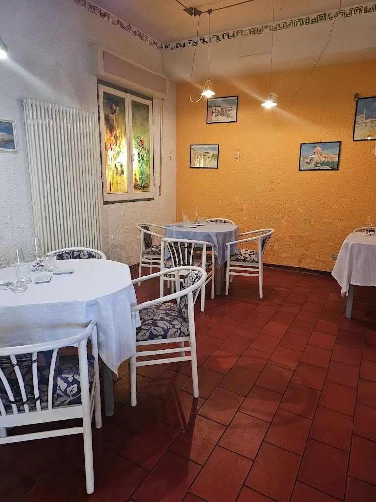 Hostaria Santa Lucia restaurant in Jesi
