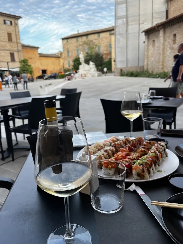 Esin Hezer_Sushi Corner Jesi_Jesi_recensione