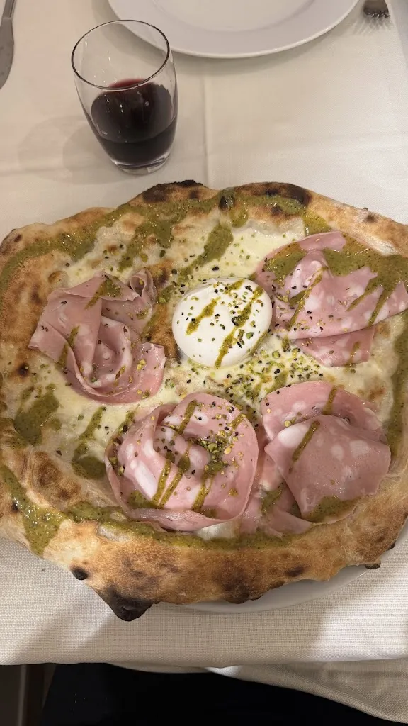 Laia Farras_Pizzeria ristorante Sciuscia'_Jesi_recensione