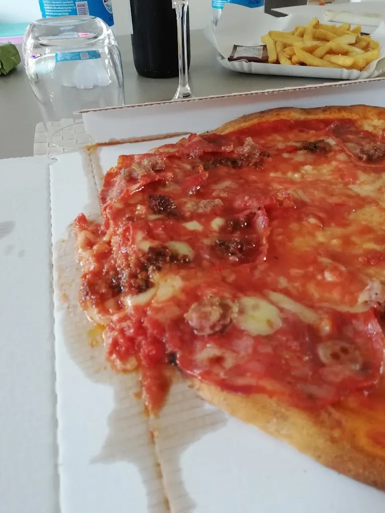 Cristina Gagliardini_Pizzeria L' Angolo dello Sfizio_Jesi_Bewertung