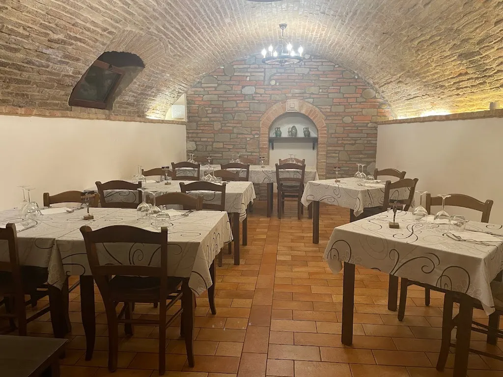 Osteria Scacciadiavoli restaurant in Jesi