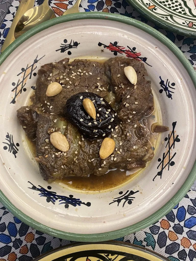 Silvia Loffreda_Pizzeria ristorante Yasmine Pizza&Food (Piatti tradizionali Marocco)_Jesi_review