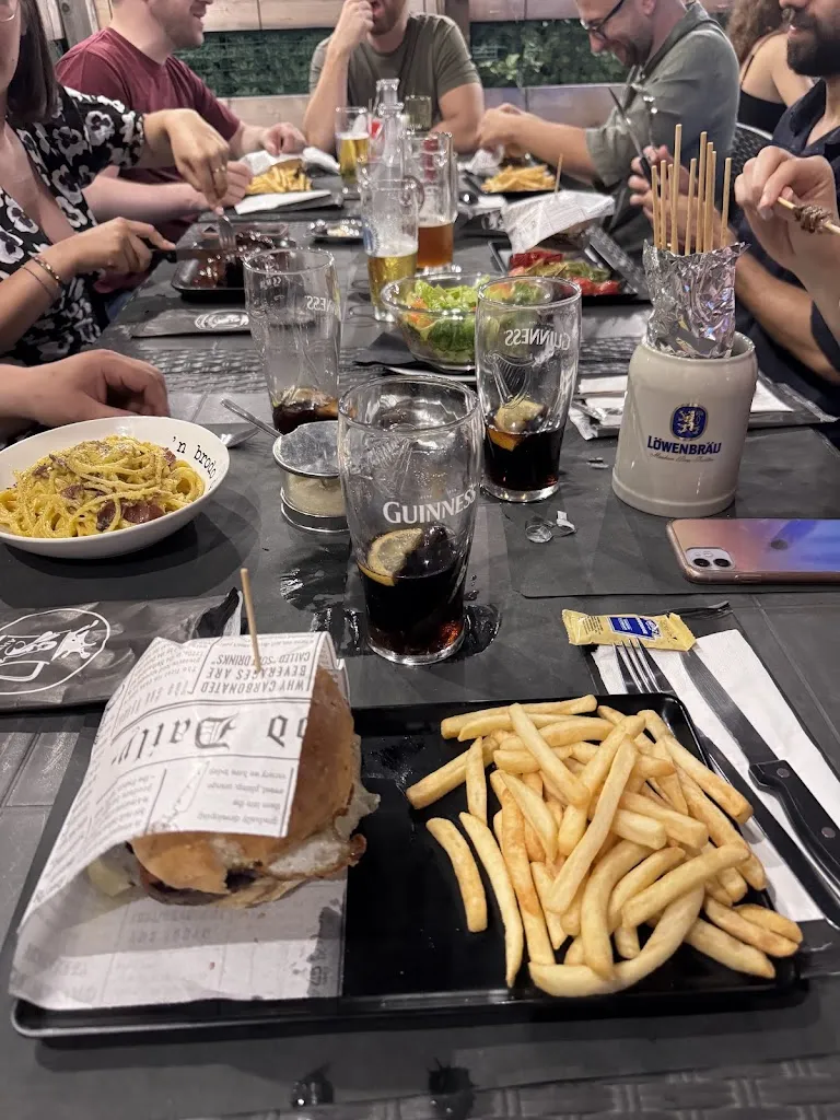 Marco Massetti_Amnesia Pub_Magliano di Tenna_review