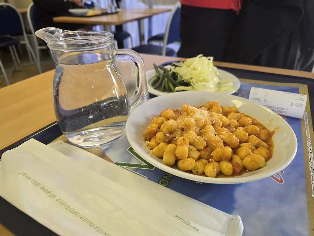 Self Service San Filippo di Montevidoni Irene_Magliano di Tenna_slider_image_3