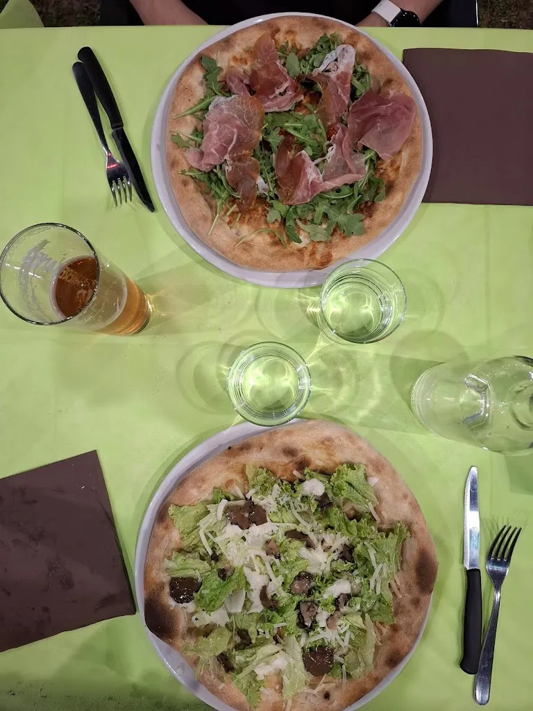 Lucia M._Party Uptown - Pizzeria Parco Colle Celeste Maiolati_Maiolati Spontini_review