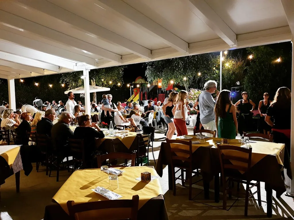 Il Podere - Trattoria e Pizzeria restaurant in Marina di Montemarciano