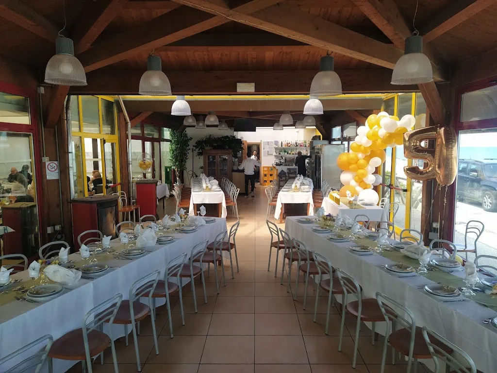 Ristorantino Da Enzo restaurant in Marina di Montemarciano