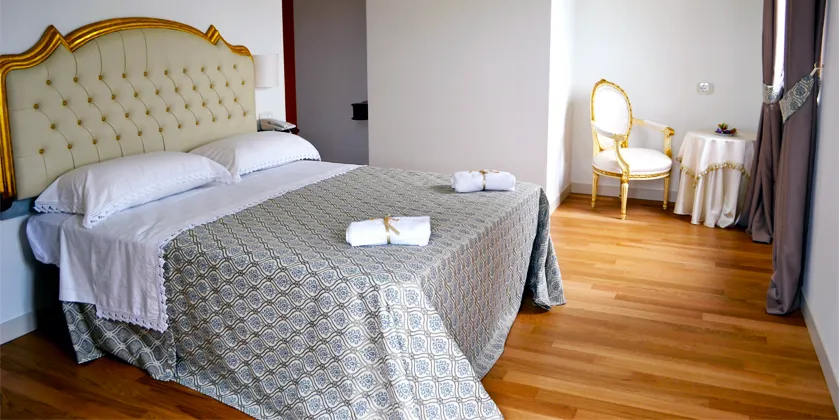 Palazzo Riccucci Resort Montappone_Massa Fermana_slider_image_3