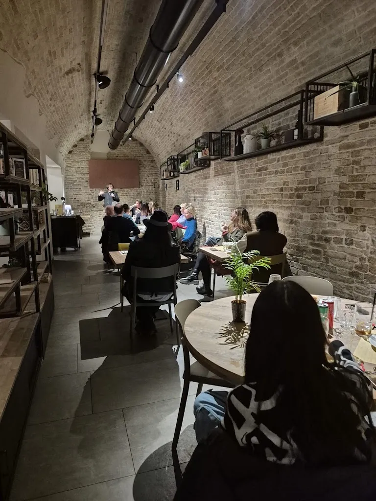 Gufi e Tartufi Marche_Massa Fermana_slider_image_1