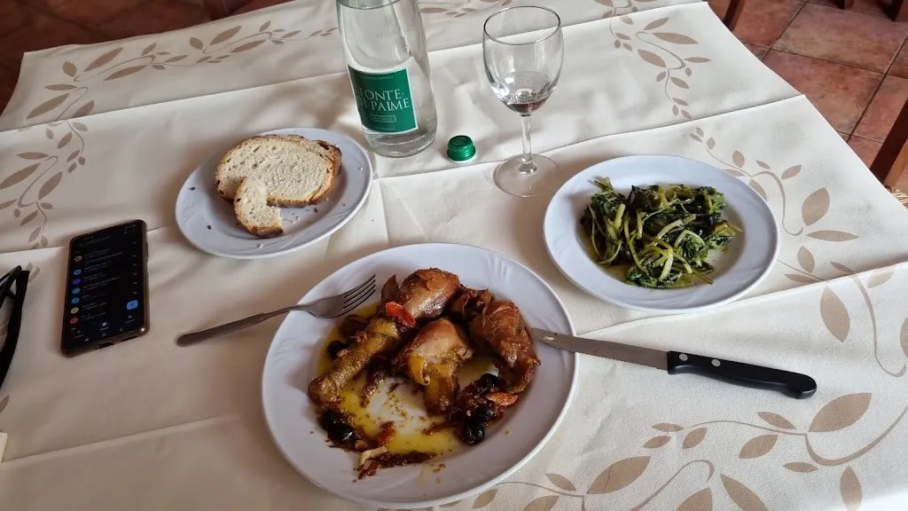 Lorenzo Cozzi_Hotel Le Palme_Massignano_review