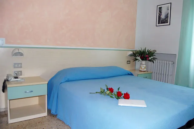 Hotel Ristorante Rivamare_Massignano_slider_image_3