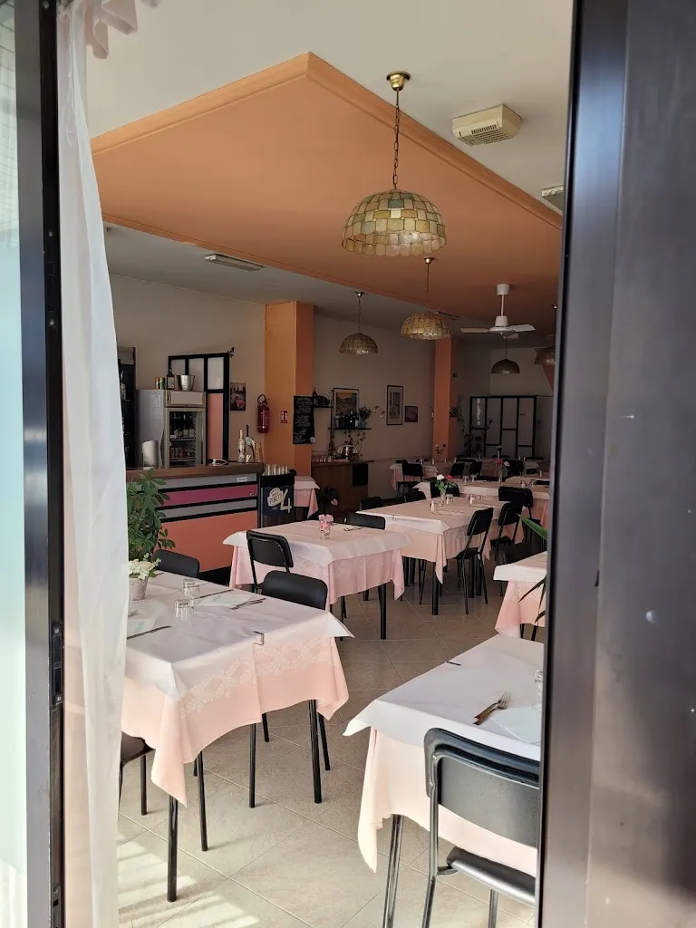 Trattoria Anna_Matelica_slider_image_3