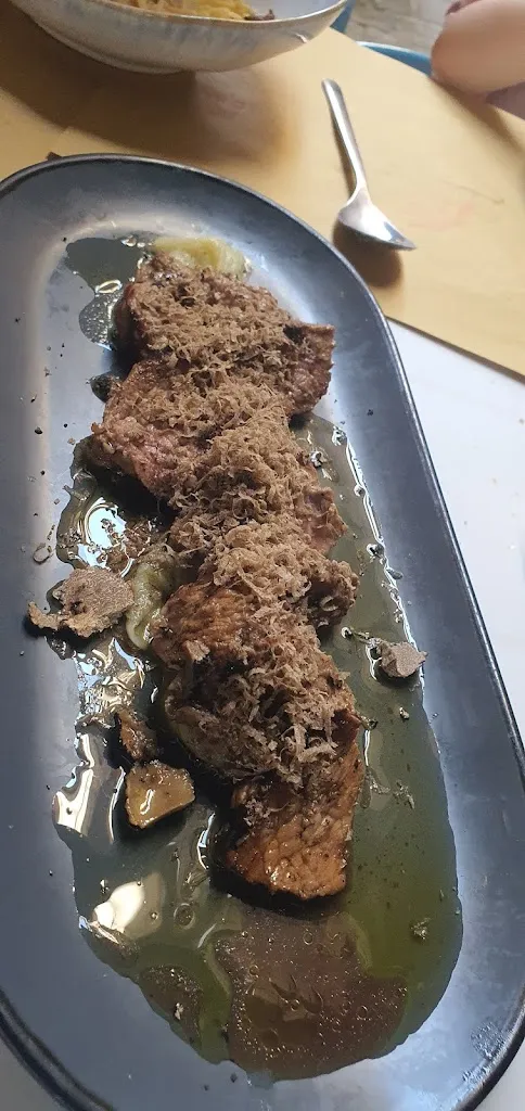 J D_Lìntulì Làpperlà_Matelica_review