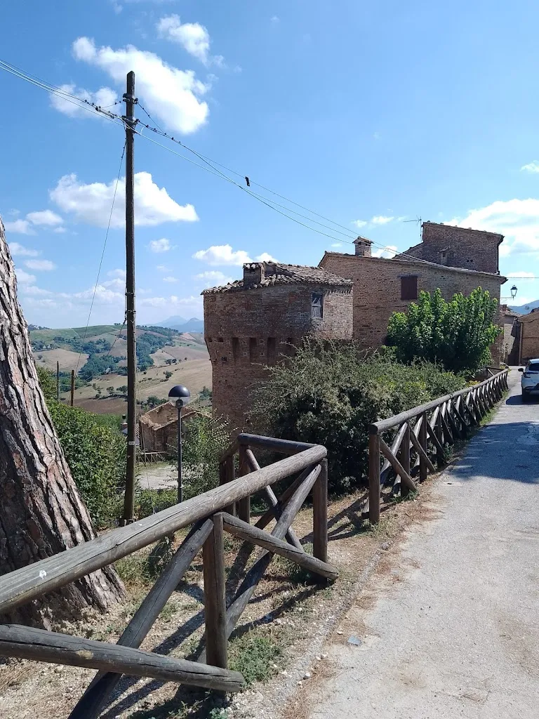 Raffaela Valverde_La Gustosa S.n.c. Di Pecchia Simone E Spurio Romina_Matelica_review