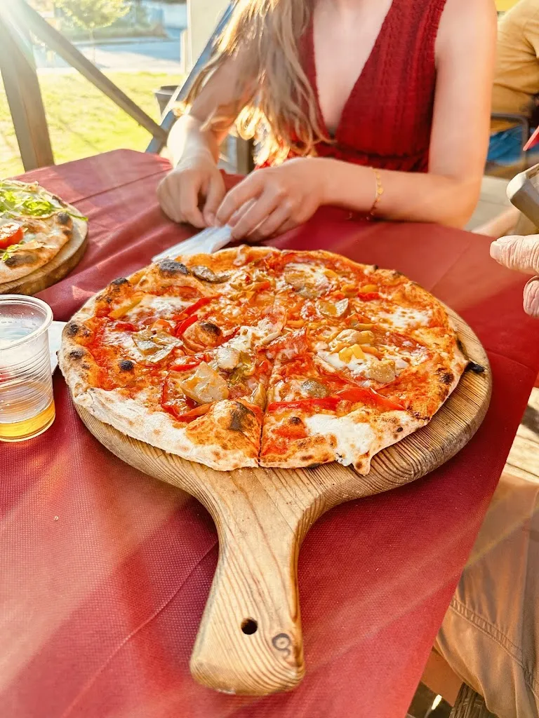 Pizzeria Da Alby_Mombaroccio_slider_image_2