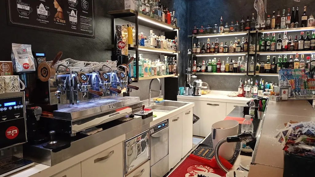 Bar Il Duca restaurant in Mondavio