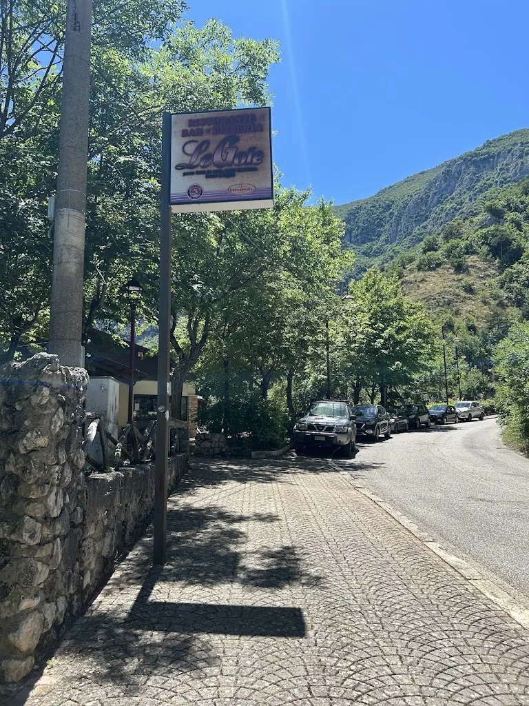 Marissa Jensen_Ristorante Pizzeria Le Gole_Anversa degli Abruzzi_review