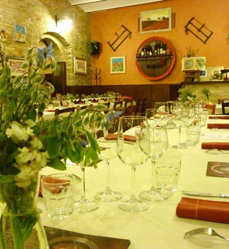 Ristorante La Volpe e L'Uva_Macerata_slider_image_1
