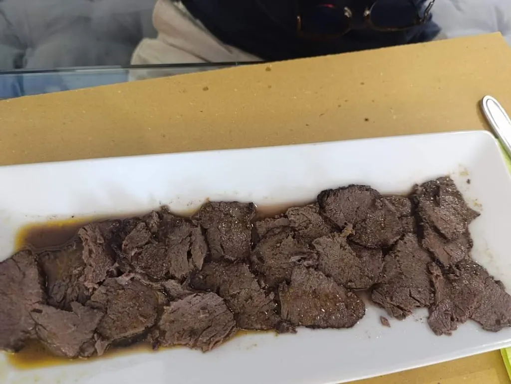 JOFFIE JOFFER_Ristorante La pecora e il lupo Arrosticineria, Bruschetteria_Macerata_review