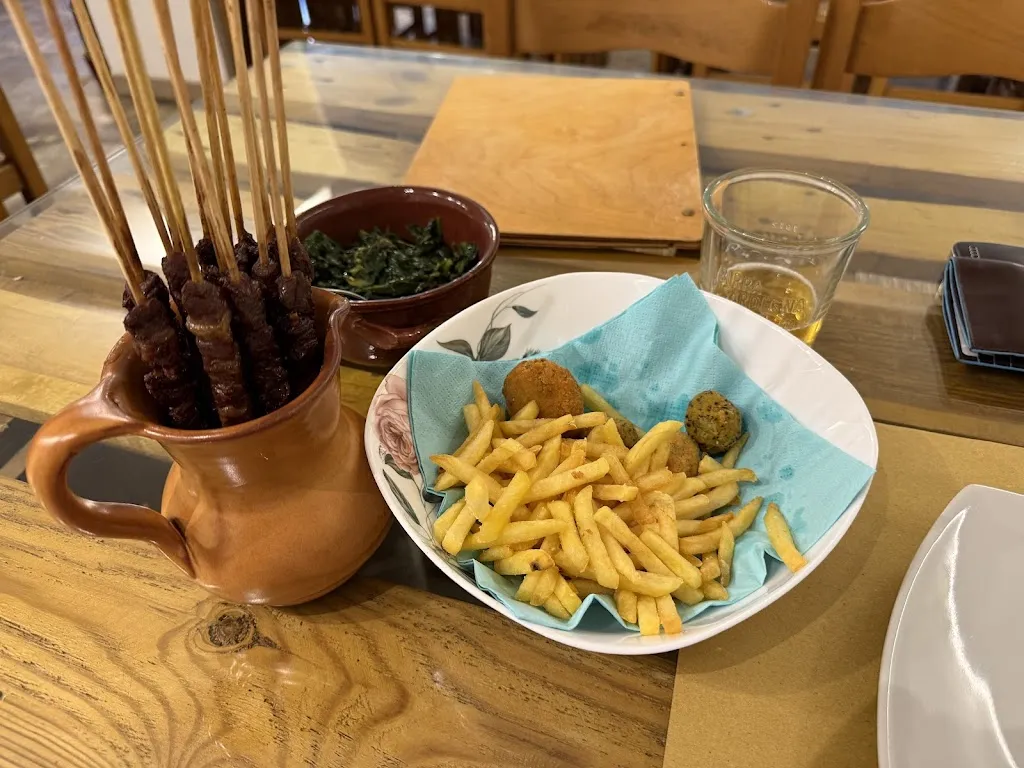 Ristorante La pecora e il lupo Arrosticineria, Bruschetteria_Macerata_slider_image_3