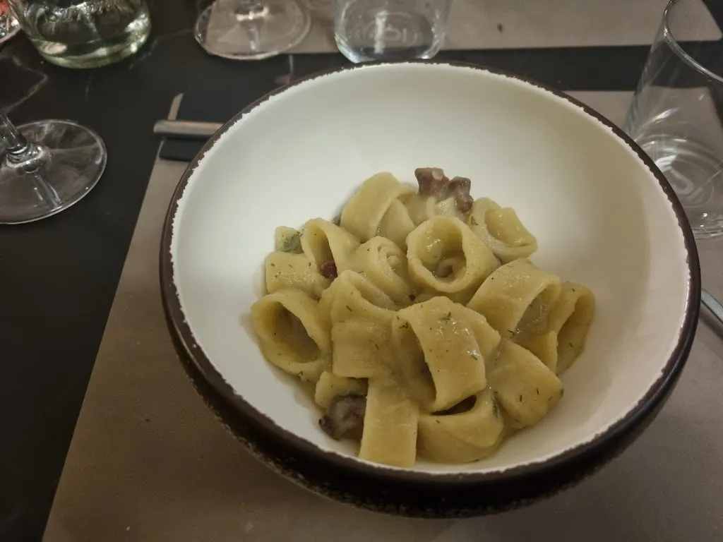 Nicola S_SUGO_Macerata_recensione