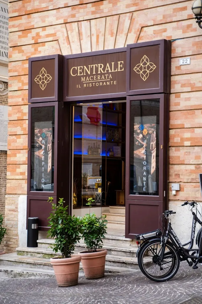 Centrale Macerata Il Ristorante restaurant in Macerata