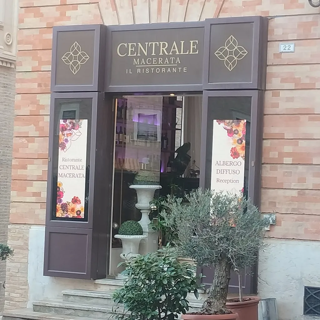 Centrale Macerata Il Ristorante_Macerata_slider_image_3