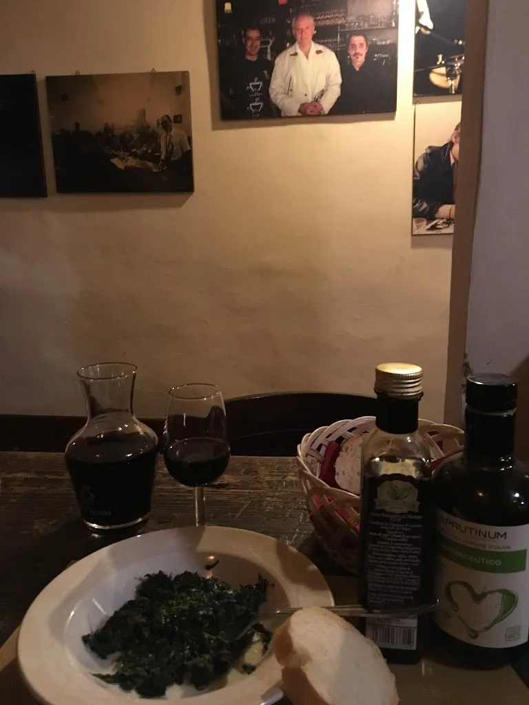 Peter Jones_Il Pozzo_Macerata_Bewertung