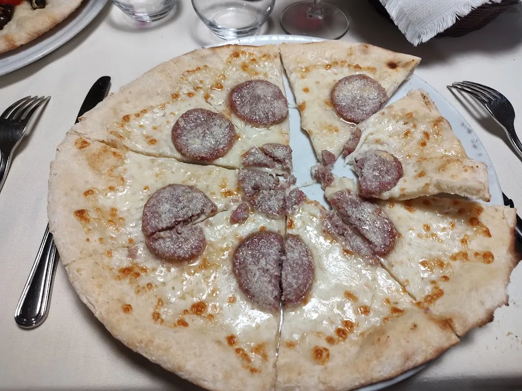 Ristorante Pizzeria Lu Spaccittu_Macerata_slider_image_3