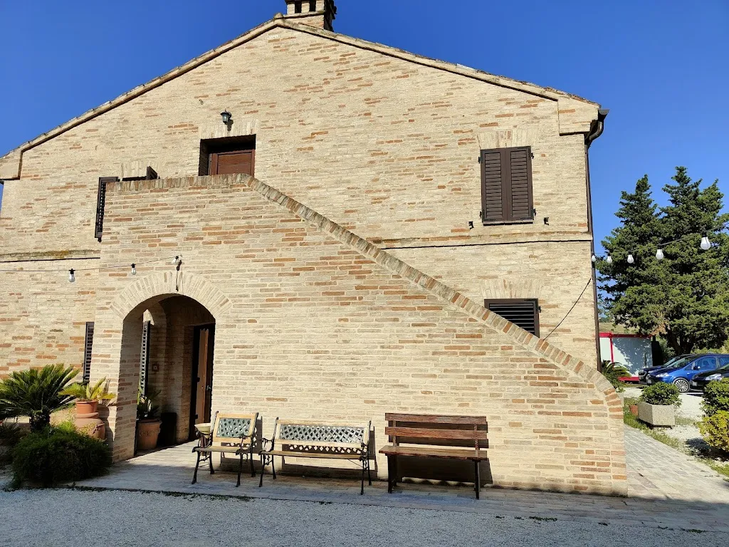 Farmhouse I Valeriani_Macerata_slider_image_1