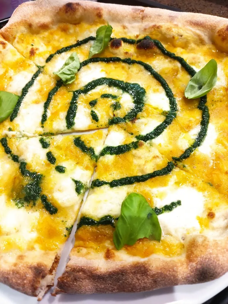 Giuseppe Conte_Lievitaria Pizzeria_Macerata_review