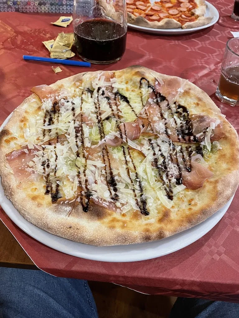 Baffo01_Pizzeria Cotta E Magnata_Macerata_review