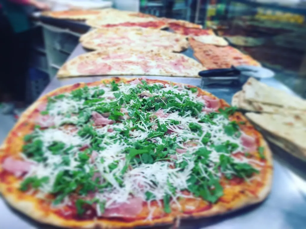 Pizzeria le Casette di Nasini Stefano_Macerata_slider_image_2