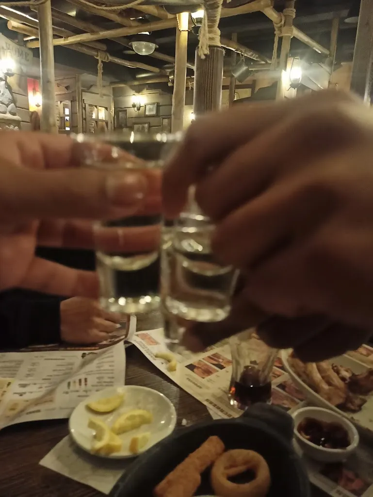 Jerin Aj_Old Wild West - Macerata_Macerata_review