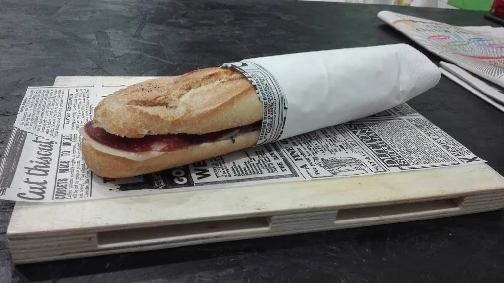 Yuky QwQ_Towanda street food_Macerata_review